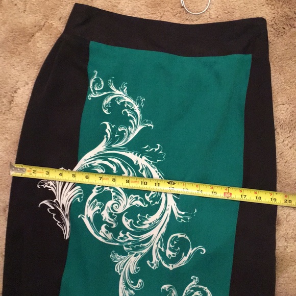 GILI black green paisley print skirt 8 NWOT - Picture 6 of 8